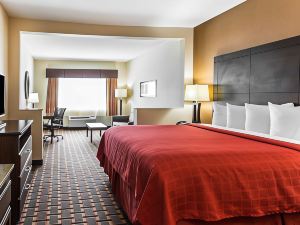 Quality Suites Convention Center - Hickory