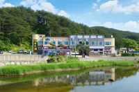 楊洋哈佐岱康託飯店旅館 襄陽衝浪海灘附近的飯店