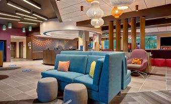 Holiday Inn Express & Suites Fort Worth North - Northlake