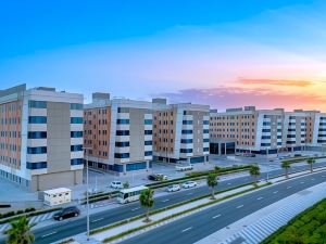 Best Western Plus Dubai Academic City