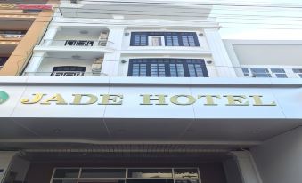 Jade Hotel