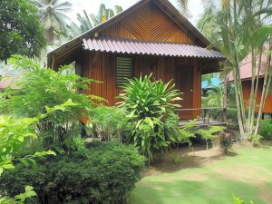 Koh Kood Neverland Beach Resort