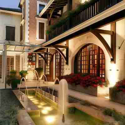 Relais de la Poste Hotel Exterior