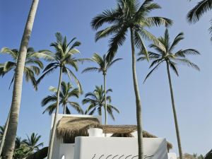 Azucar, Monte Gordo, a Member of Design Hotels