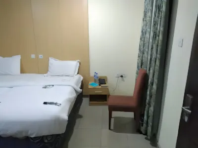 Ikogosi Warm Springs - Exclusive Standard Hotels near Splash World