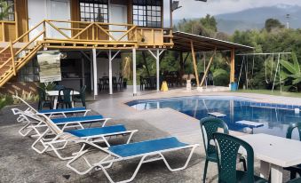 Cabanas Hotel Villa Lucia