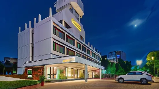 Hotel Pratham