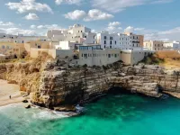 丹別墅 Cala Porta Vecchia附近的飯店