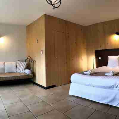Le Clos Saint Michel Resort & Spa Rooms