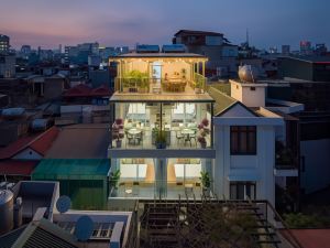 Full House ApartHotel in Hanoi Center