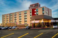 Best Western Plus Toronto North York Hotel & Suites Hotels near Irving W Chapley Rink