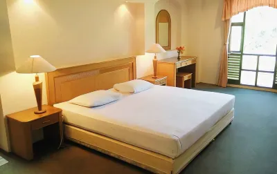 Puncak Inn Resort Hotel Hotel dekat Kebun Raya Cibodas
