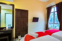Super OYO 90565 Wesly House Hoteles en Sei Sikambing D