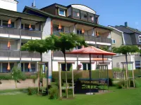 Haus Katharina Hotel Garni Hotels near Stadtkirche - Evangelisch-Lutherische Kirchengemeinde Selbitz