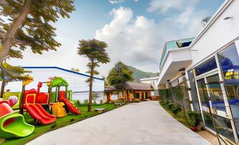 Hoa Vien Hotel - Kim Boi Hot Spring