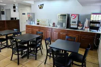 Travelodge by Wyndham Williamsburg Colonial Area - 2-Star