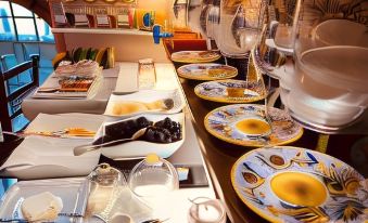 6. Hotel Pa..