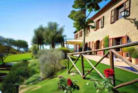 Agriturismo Podere l'Aione Hotels in Scansano