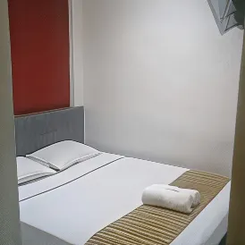 Holiday Hotel