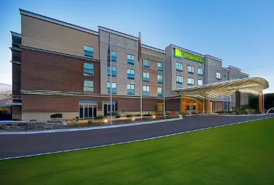 Holiday Inn Grand Rapids North - Walker Hotels in Coopersville