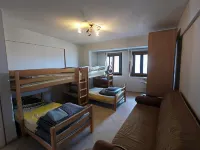 Studios Arabas