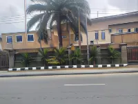 Pious Court Guest House Old Gra Hotels in 