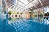 Bodrogi Kúria Wellness Hotel Hotels in Monor