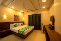 The Bliss Hotel 아다르쉬 칼리지 가든 주변 호텔