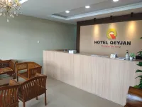 Qeyjan Hotel Hôtels à : Semerak