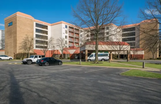 克里夫蘭機場西 RL 酒店