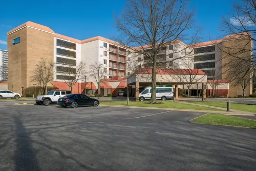 Hotel RL Cleveland Airport West Các khách sạn ở North Olmsted