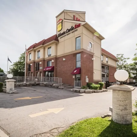 Monte Carlo Inn Toronto West Suites