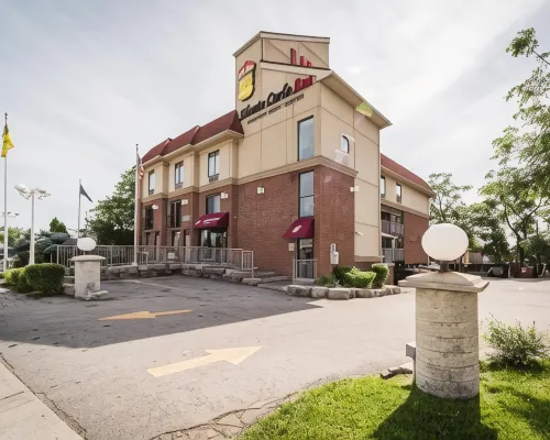 Monte Carlo Inn Toronto West Suites Hotels near Kipling Go Station