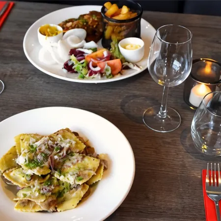 Bastion Hotel Nijmegen Отели в г. Нимеген