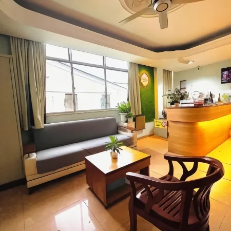 Town Inn Hotel - Rainforest