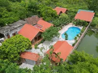 Pham Gia Homestay Ecogarden Hotels in Gia Viễn District