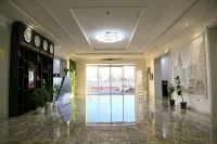 Citizen Hotel