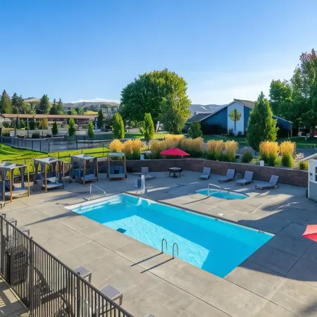 The Lodge Lake Chelan