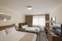 Holiday Inn Stoke on Trent M6 Jct15 Hotels in Newcastle-under-Lyme