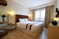 Vrata Hotel Yogyakarta Hotel dekat Mardliyyah Islamic Center