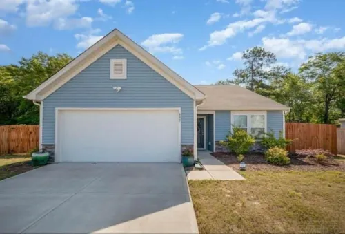 Pageland's Charming-Tranquil Country Setting Home/Sleeps 8/Fenced Yard Hotels in Chesterfield County