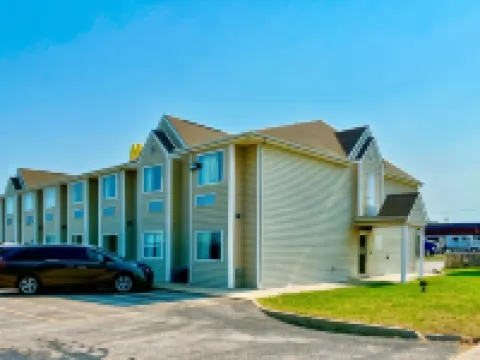 Microtel Inn & Suites by Wyndham Ardmore Hotels in Ardmore