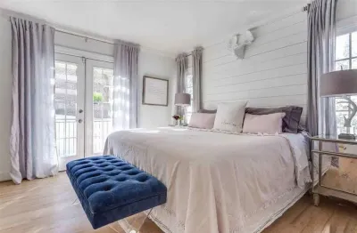 Heart Of The City ❤️ Hot tub, ITB, NC State Cameron Village 노스캐롤라이나 주 주립대학 주변 호텔