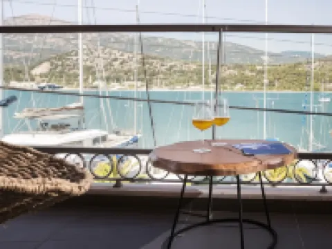 Argostoli Marina Suites Hotels in Kefallinia