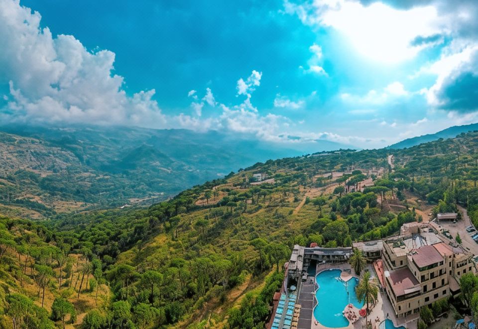 hotel overview picture