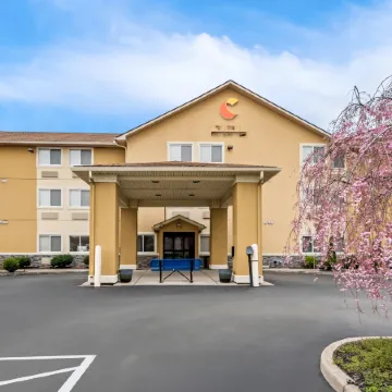Comfort Inn & Suites Fairborn Near Wright Patterson AFB