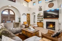 Tuscan Style Wine Country Getaway Hotels near Second Baptist Church