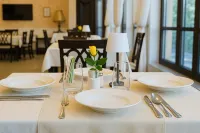 Hotel Royal Plaza - breakfast