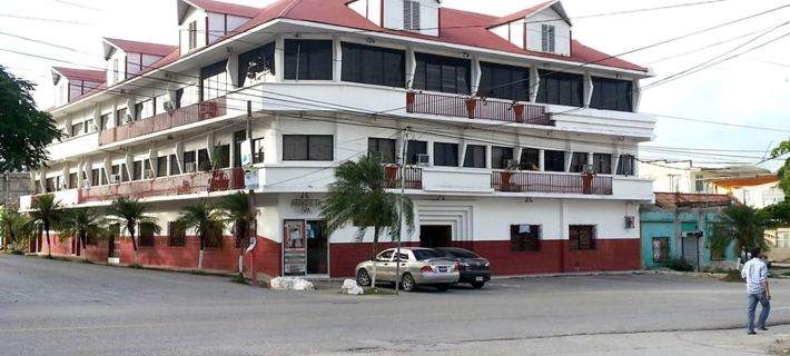 Hotel Casa Flores de Tikal Ξενοδοχεία στην πόλη Flores