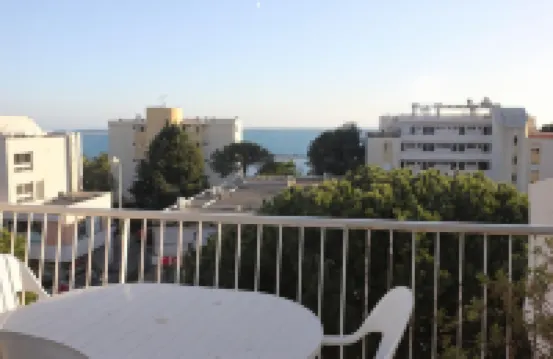 藍色海岸3000公寓